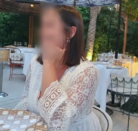 Ayse, 31