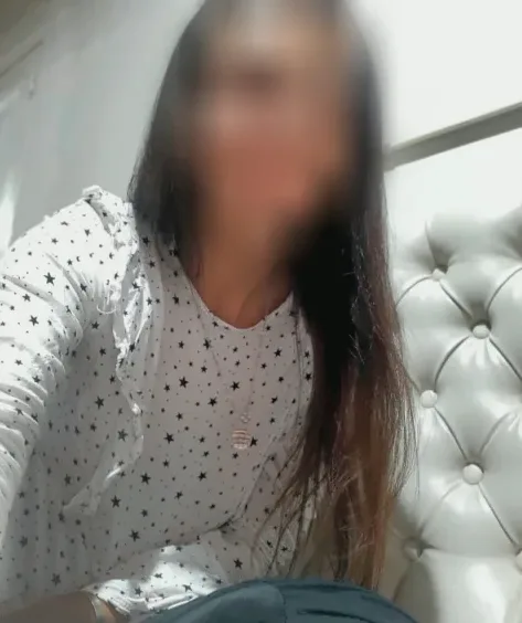 Diana, 26