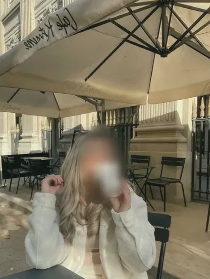 Dilara, 32