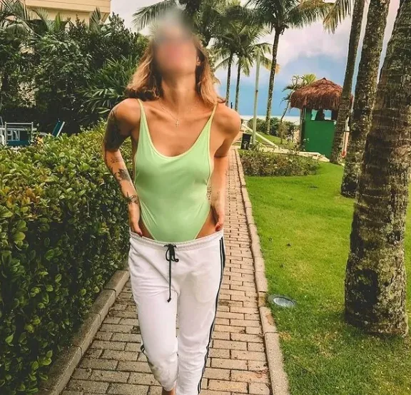 Fatma, 29