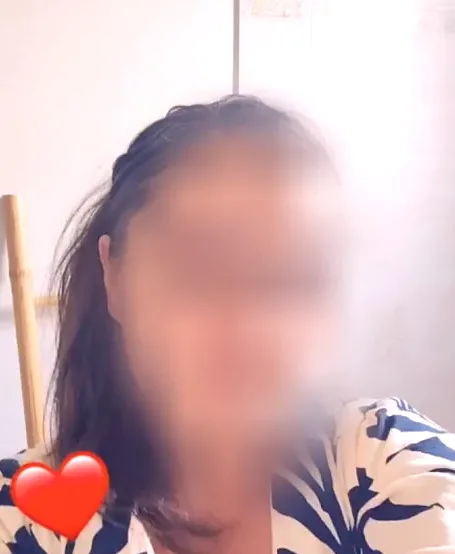 Katrin, 39