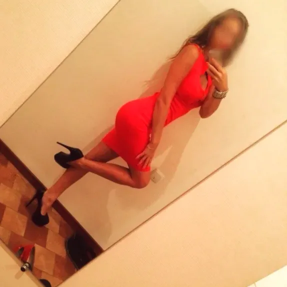 Klara, 28