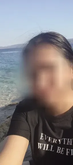 Laura, 36
