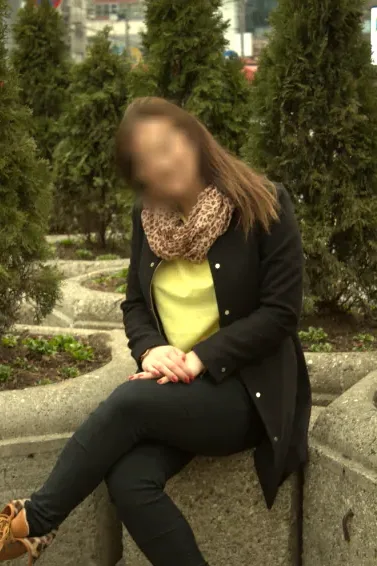 Maike, 27