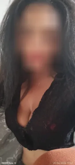 Marina, 36