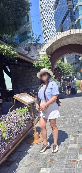 Merve, 35