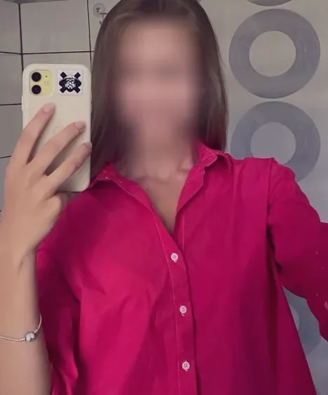 Michelle, 27