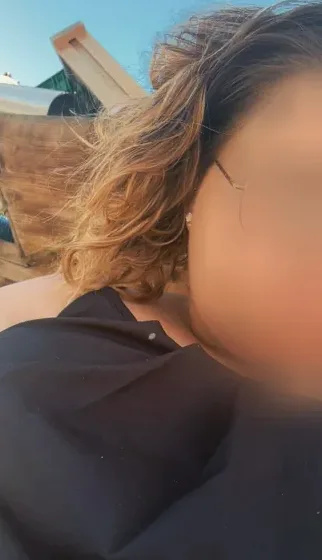 Nadja, 27
