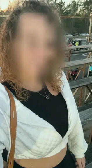 Nina, 30
