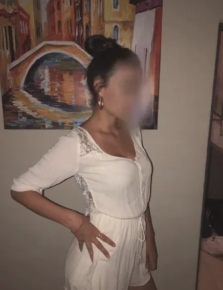 Nisa, 32
