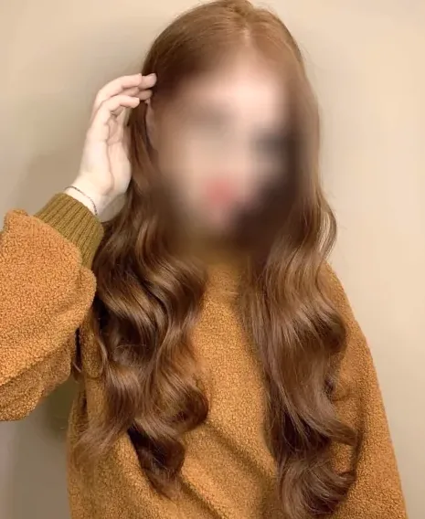 Sophia, 24