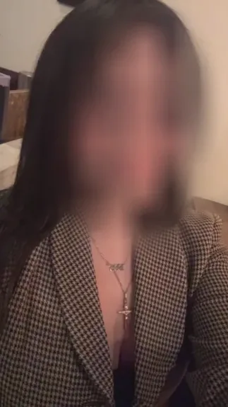 Wiebke, 29